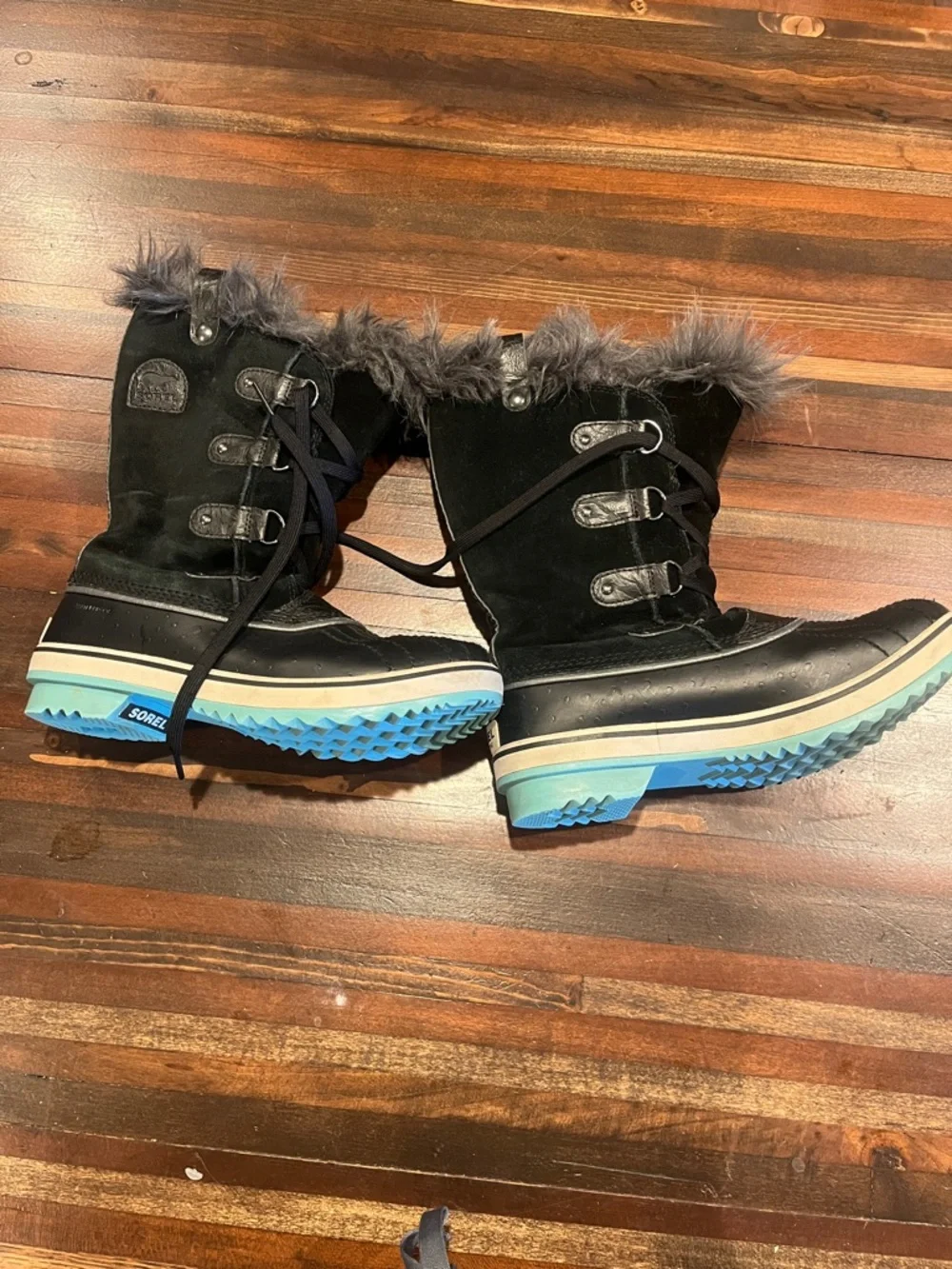 Womens Sorel Joan of Artic Boots with Faux Fur Trim - black size 6